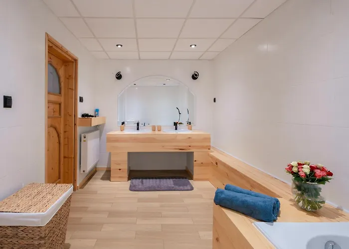 W Naszym Stylu A فيسلا